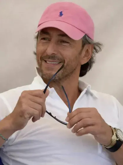 «Он умер, как собака»: Дочь Умара Джабраилова рассказала о наследстве и опасном детстве