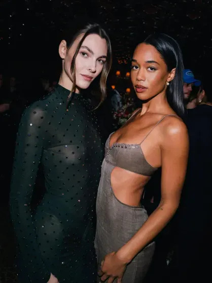 Пенелопа Крус, Алисия Викандер, Кейт Хадсон, Наоми Кэмпбелл и Виттория Черетти посетили день рождения Эдварда Эннинфула платье, Черетти, Kelly, Эннинфул, Тейлор, Хадсон, Алисия, Пенелопа, Стелла, Дэвидсон, Machine, Кристиан, Тейяна, Наоми, Викандер, Маккартни, позировала, которая, вечеринку, KellyMachine