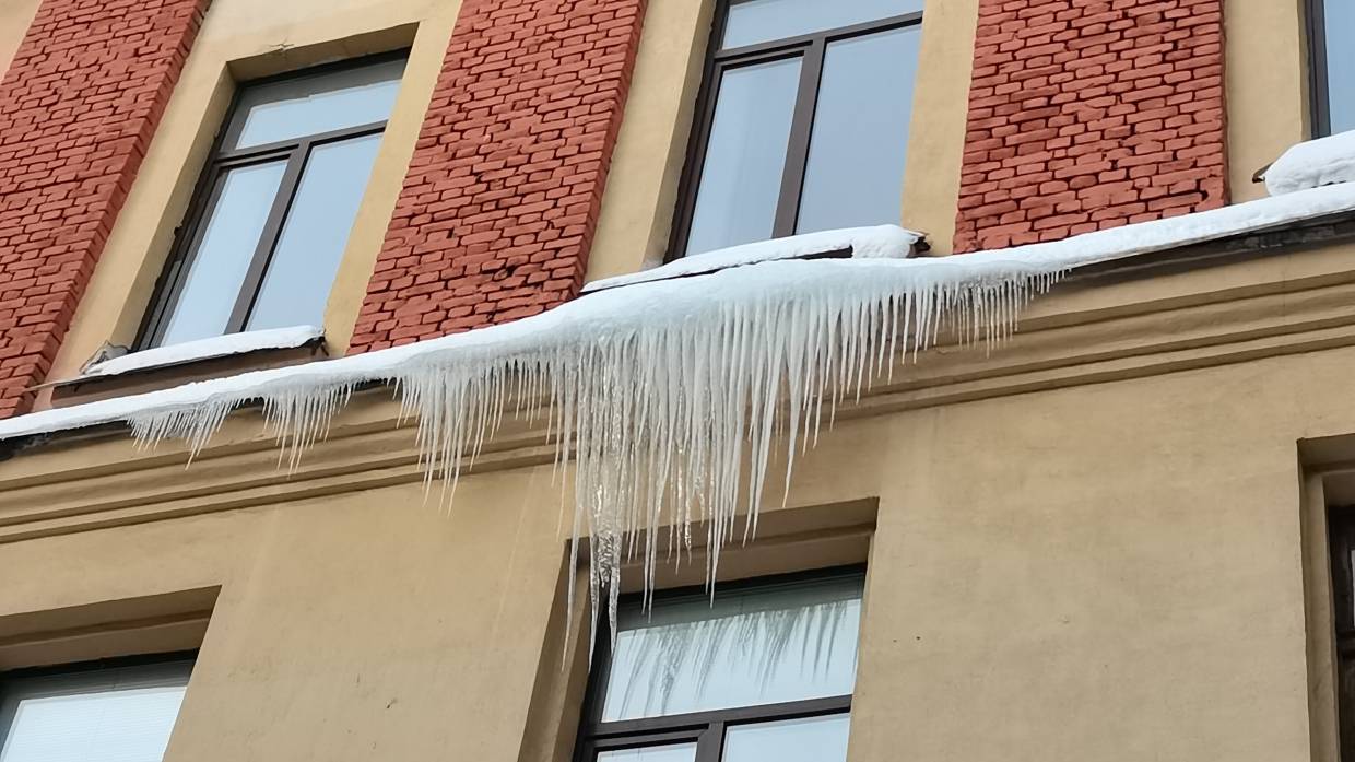 Гляциолог Кутузов: Опасность сосулек в Петербурге зависит исключительно от работы коммунальщиков Гляциолог Кутузов: Опасность сосулек в Петербурге зависит исключительно от работы коммунальщиков Общество