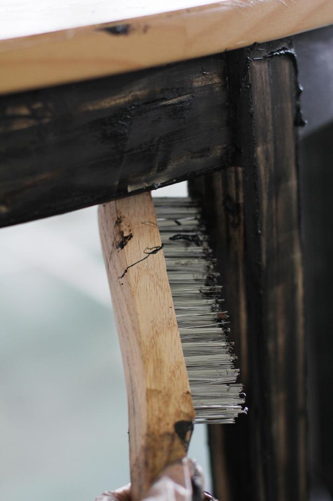 Мы сделали ремонт, и черный столик больше не вписывался в наш интерьер мастерство,новая жизнь старых вешей,рукоделие,самоделки,своими руками,сделай сам,творчество,умелые руки