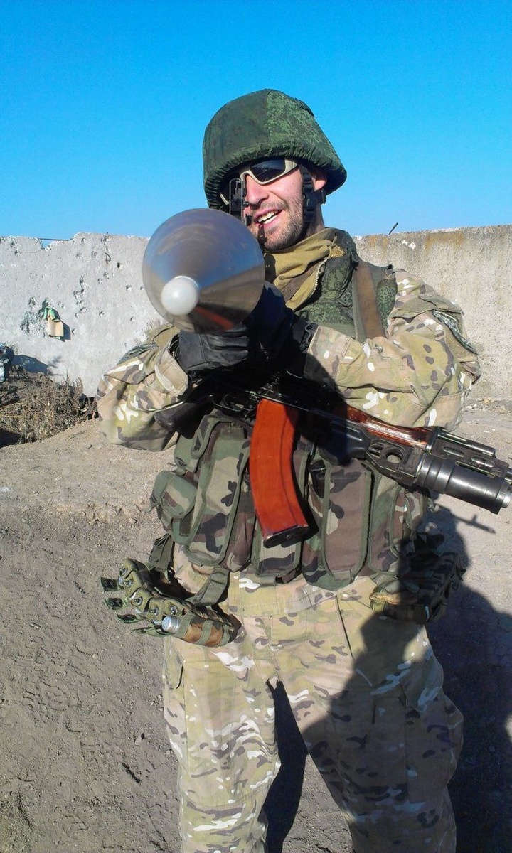    Полицейские принимал участие в битве за аэропорт