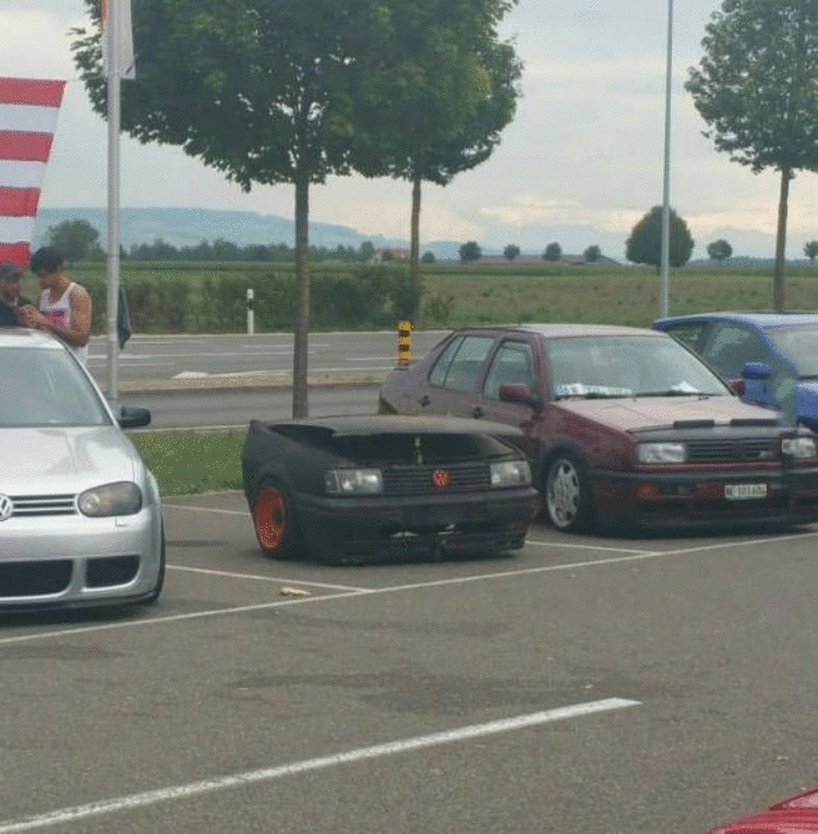 20 фотографий, доказывающих, что реальный мир может глючить так же, как и компьютерная игра 20 фотографий, доказывающих, что реальный мир может глючить так же, как и компьютерная игра