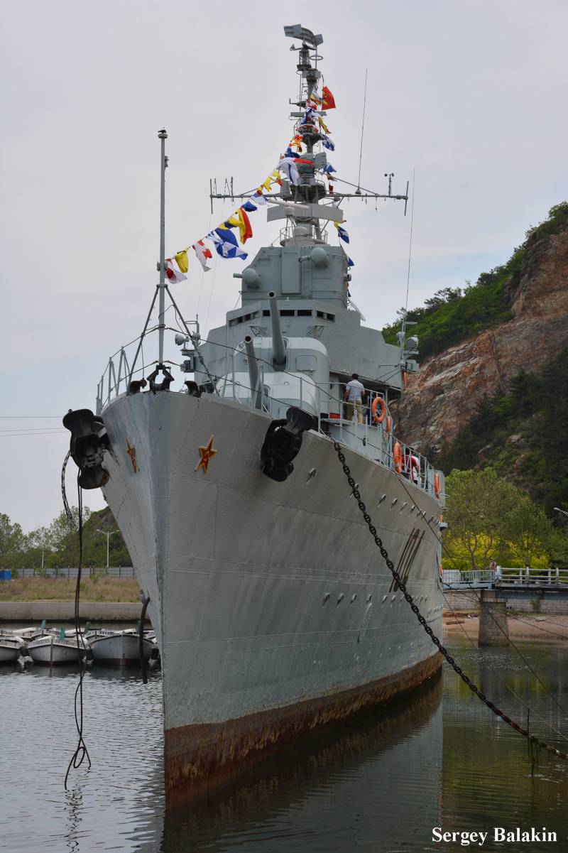 Китайские «семёрки»: эсминец «Тайюань», бывший «Ретивый» вмф