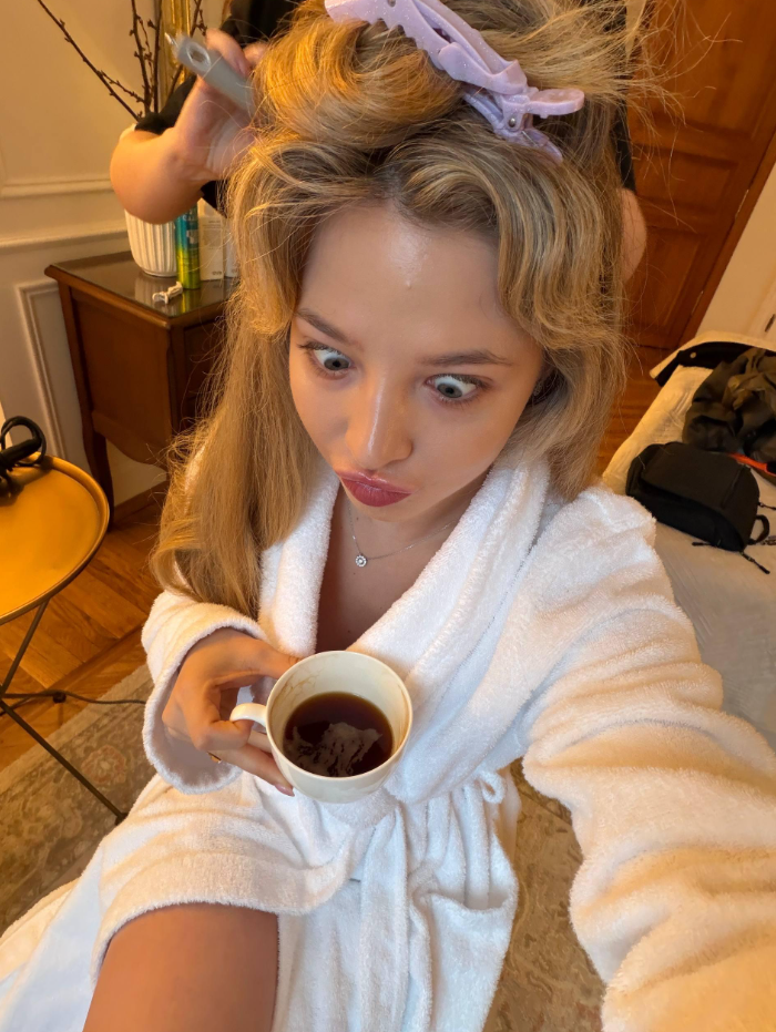 Аня Покров вышла замуж за Артура Бабича: первые кадры из ЗАГСа Артур, Покров, Бабич, самых, молодожены, блогерша, официально, смехом, только, называет, расписались, время, подписчиками, жених, жизни, Выйду, блин», счастливым, «Серьезно, ответила