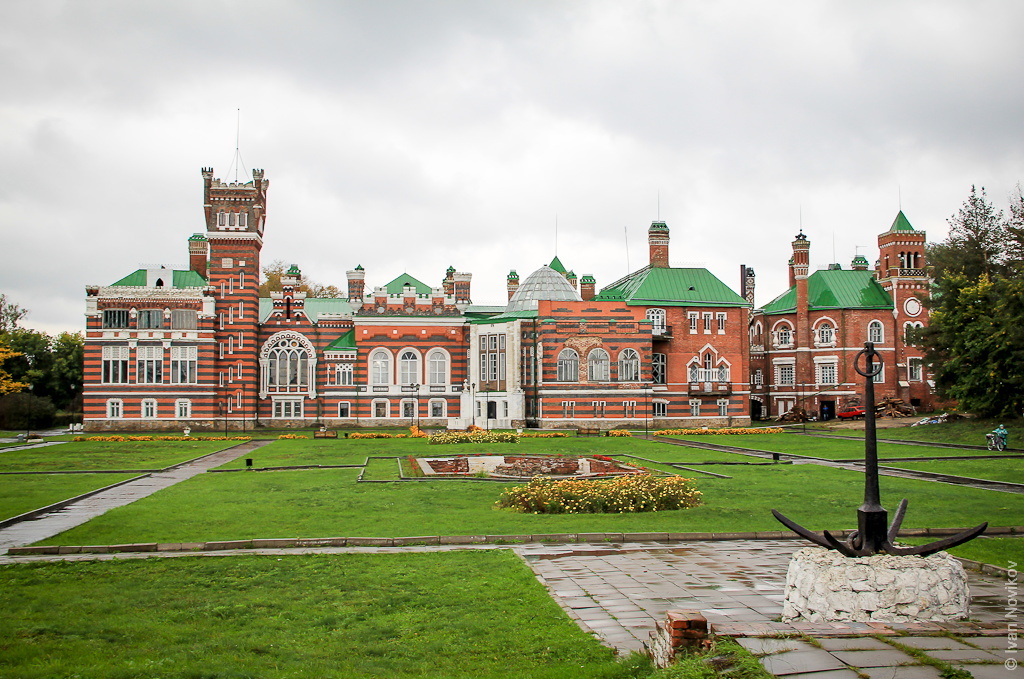 Юрино. Замок Шереметевых автотуризм