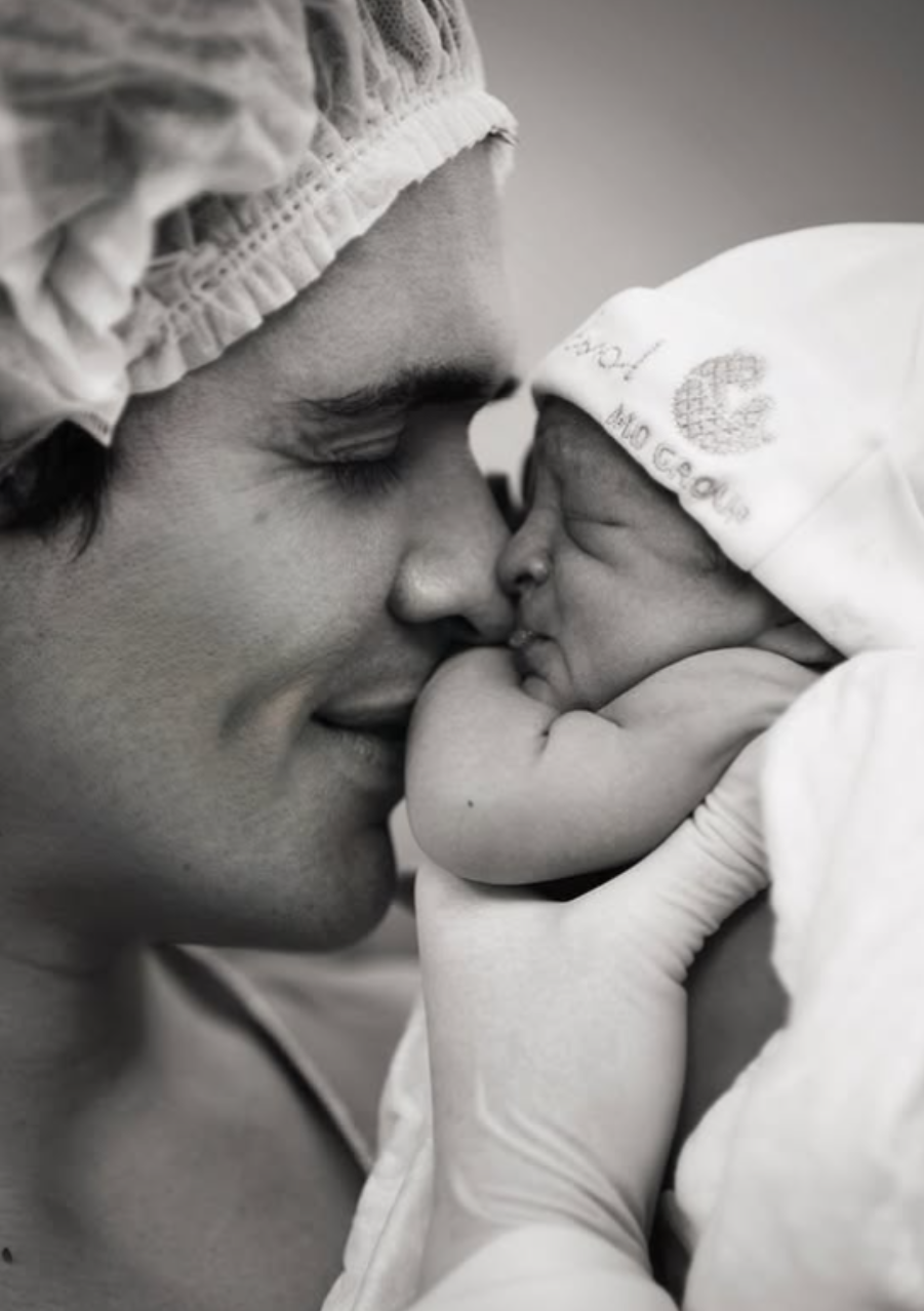 Лерчек, которая недавно стала мамой в четвертый раз, доставили в онкологическую реанимацию: что говорит жених блогерши Сквиччиарини, находится, Валерия, Луиса, домашним, Валерии, Чекалиной, госпитализировали, аргентинца, вопросом, ребенка, молиться, ребенок, блогерши, стало, известно, будет, может, искренне, родила