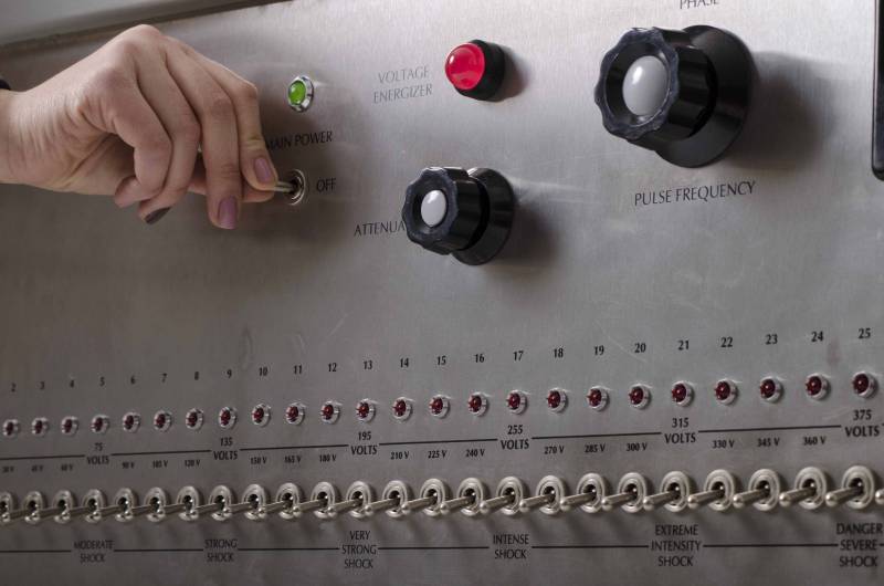 Эксперимент Милгрэма – первая попытка объяснить нацизм Эксперимент Милгрэма – первая попытка объяснить нацизм геополитика