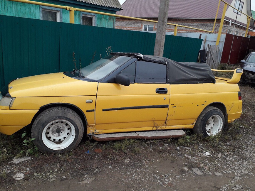 В Уфе превратили ВАЗ-2110 в забавный кабриолет, который даже удалось поставить на учёт