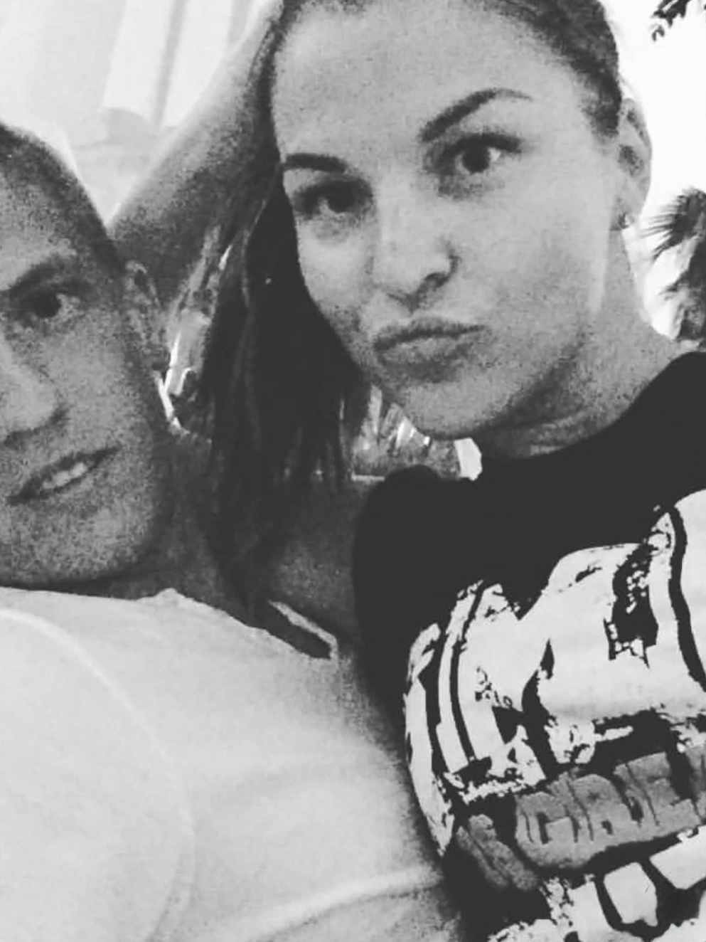 Стендап-комик Алексей Щербаков поздравил жену Елену, которую он добивался семь лет, с годовщиной свадьбы Щербаков, женой, Еленой, Алексей, фотосоцсетиАлексей, люблю, Елена, просто, мечта, всегда, когда, рядом, радости, комика, любимой, мужем, тобой, встретил, будет, решил