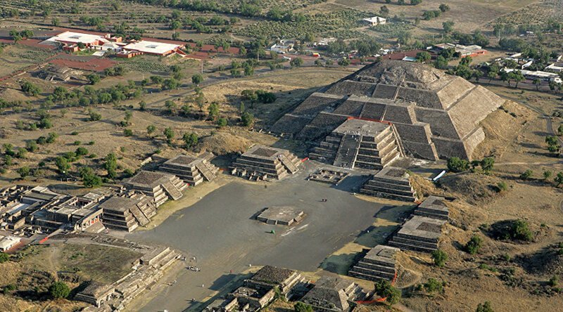 10 городов, которые растоптали и уничтожили туристы 10 городов, которые растоптали и уничтожили туристы города,Путешествия,фото