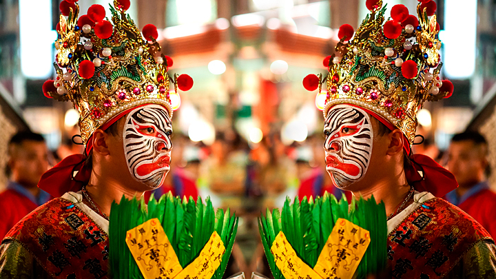 АМЕРИКА НЕ СПАСЁТ. В "КИТАЙСКОМ КРЫМУ" НАЧАЛАСЬ ПАНИКА