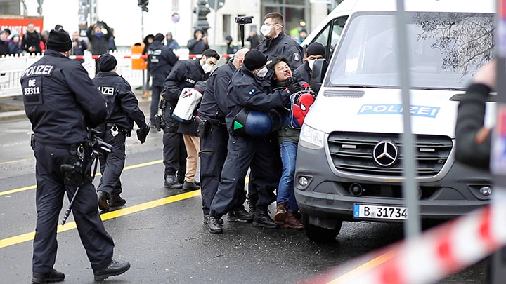 ВЫХОДА НЕТ. ПУТИН ЗАГНАЛ ШОЛЬЦА В ТУПИК ВЫХОДА НЕТ. ПУТИН ЗАГНАЛ ШОЛЬЦА В ТУПИК геополитика