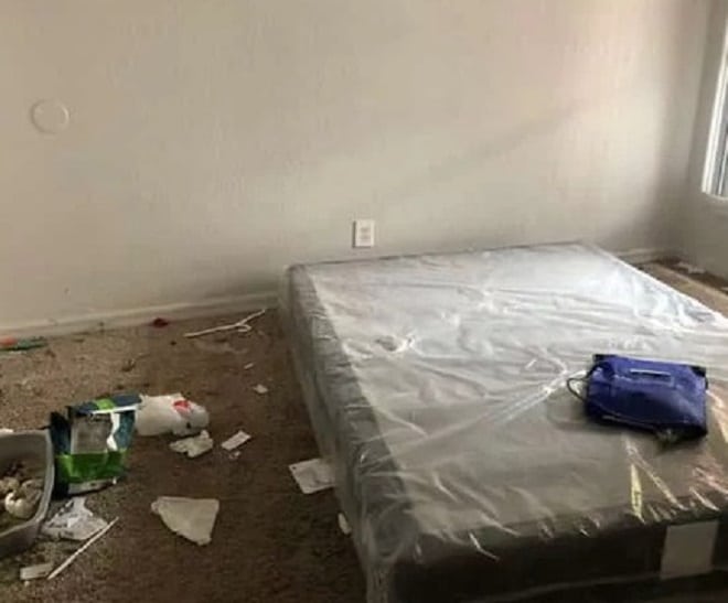 Матрац на полу