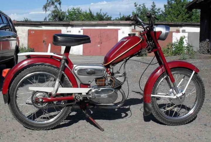 Реклама мопедов в СССР 