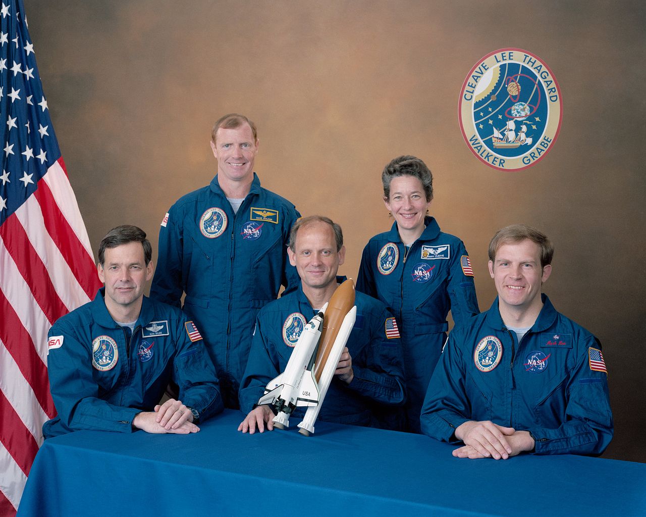 (слева-направо): Р. Грейб, Д. Уокер, Н. Тагард, М. Клив и М. Ли.
