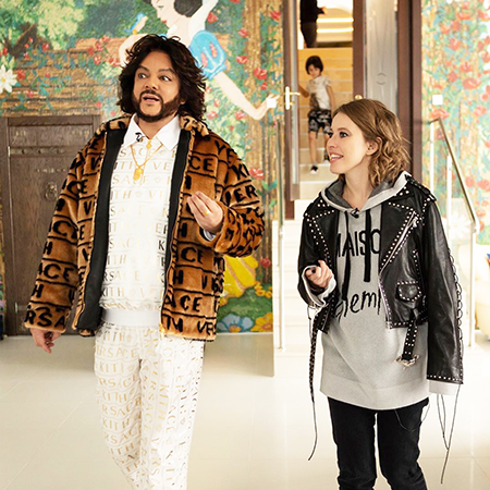 Филипп Киркоров об отношении к геям в России: "Я пропагандирую гей-культуру на сцене, надеваю перья" Новости