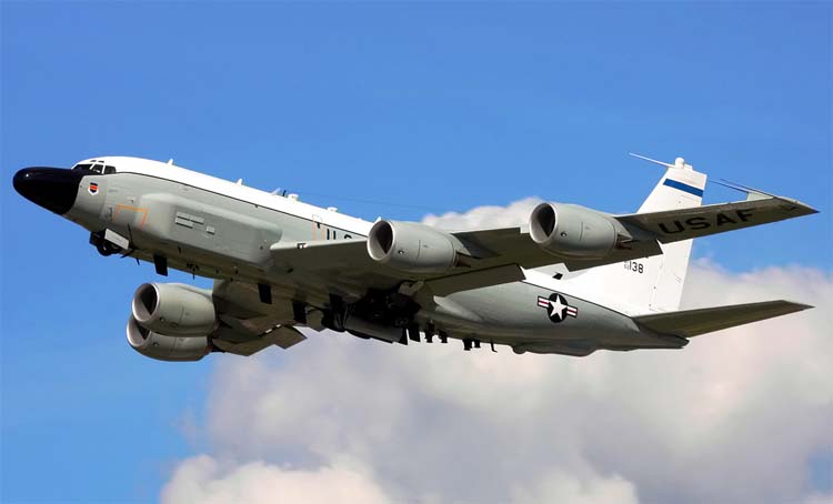 Самолеты ВВС США провели разведку вблизи российской базы в Сирии