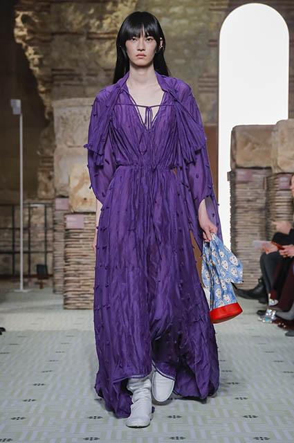 Неделя моды в Париже: Ума Турман, Азия Ардженто, Джиджи Хадид и другие на показе Lanvin осень-зима 2019/2020 Новости моды