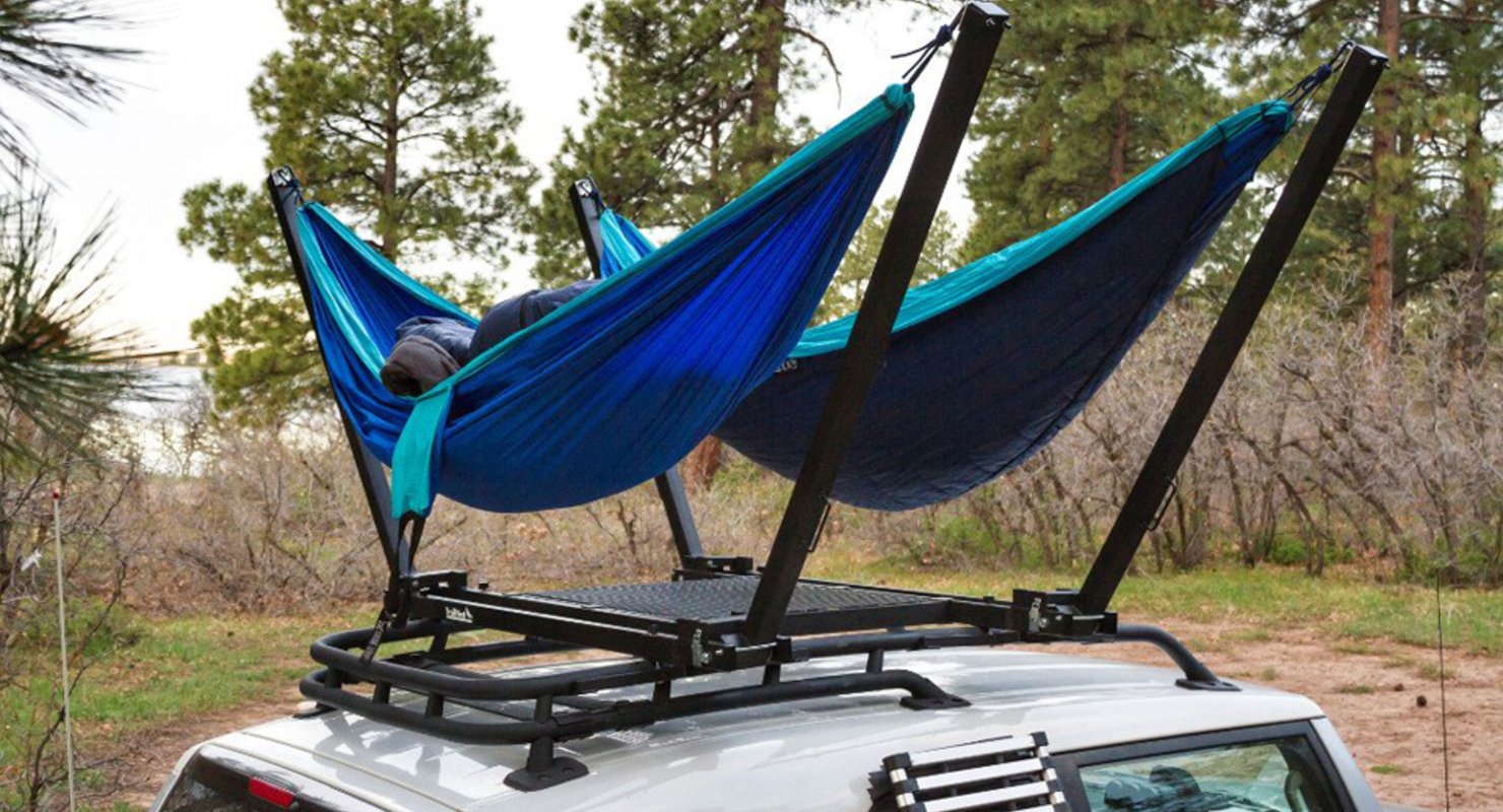 TrailNest — автомобильный гамак для отдыха на природе