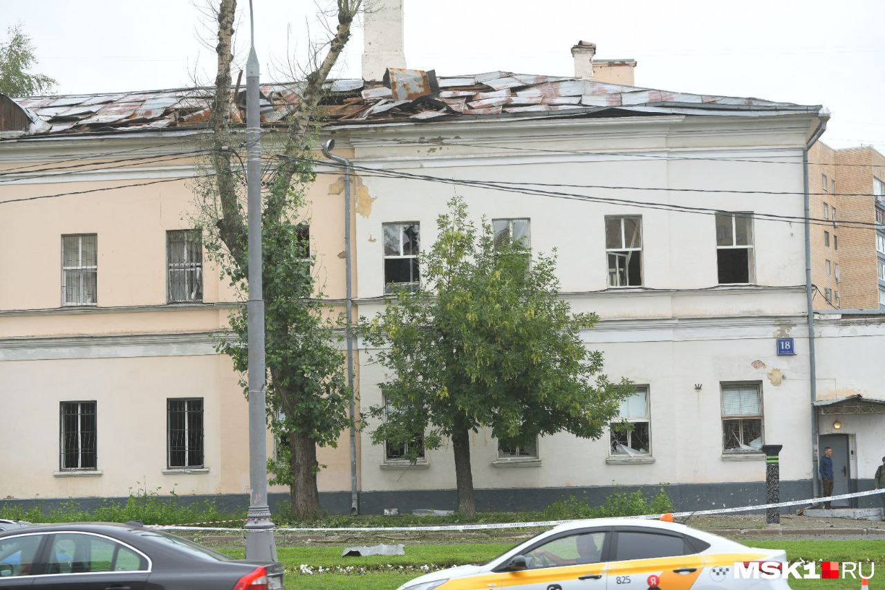 Упал беспилотник сегодня в спб. ЗИЛ беспилотник.