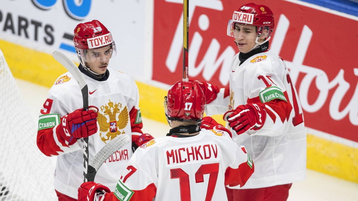 Дубль Мичкова не спас сборную России от поражения в матче МЧМ-2022 со Швецией