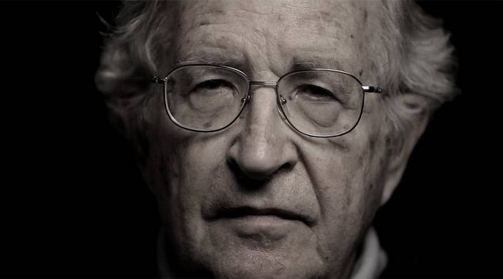 Ноам Хомский  : «10 жутких трюков, с помощью которых контролируют массы»