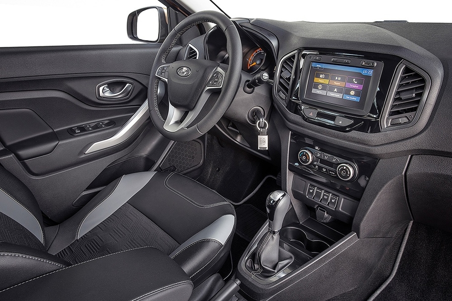 Три российских авто за миллион Три российских авто за миллион авто и мото,российские авто