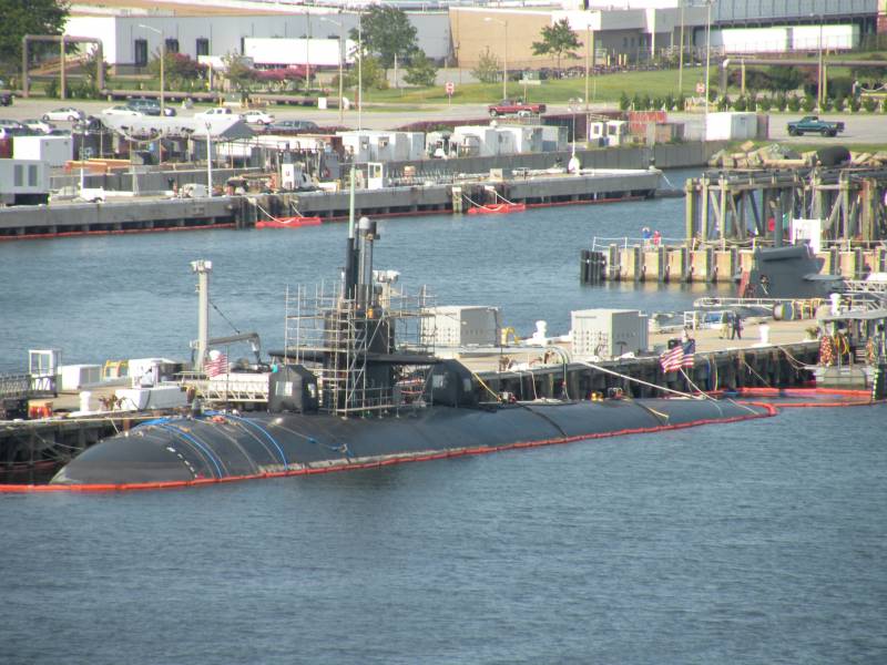 Военно-морская база Норфолк – проплывая мимо вмф