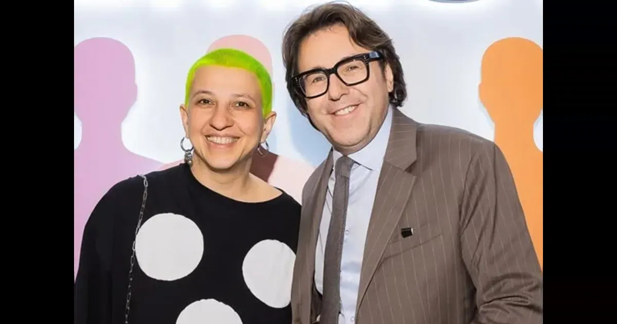 Андрей Малахов, Юрий Колокольников с женой, Антон Беляев, Алёна Долецкая и Елизавета Лихачёва посетили арт-выставку "Вместе"