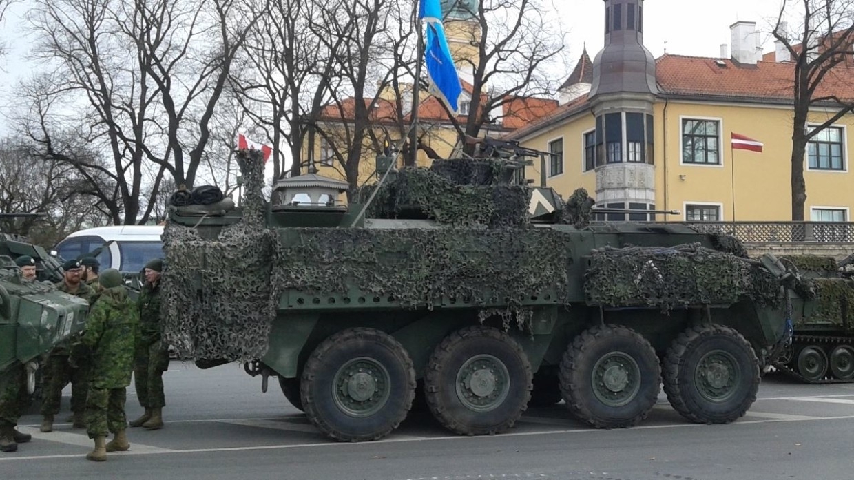 Читатели Daily Mail назвали абсурдными учения по отражению «нападения» России в Латвии