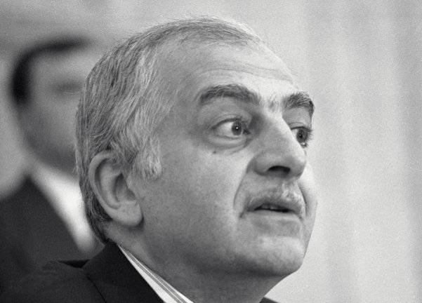 Грузинский национализм. И повторится всё, как встарь Грузинский национализм. И повторится всё, как встарь геополитика