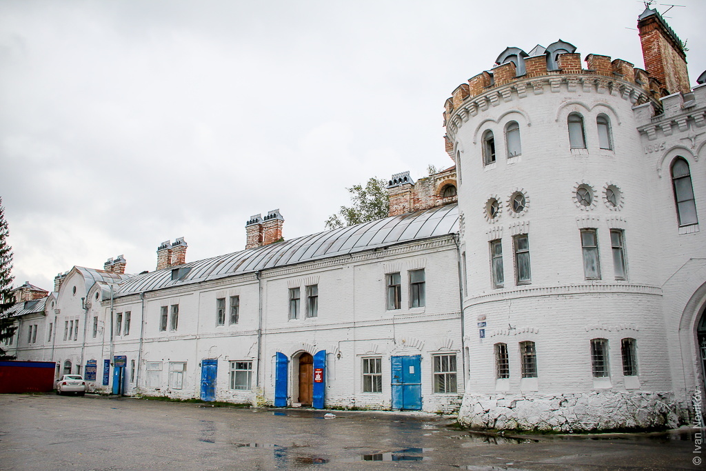 Юрино. Замок Шереметевых автотуризм