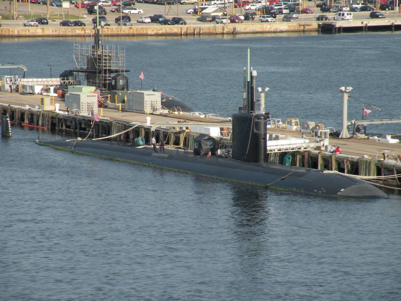 Военно-морская база Норфолк – проплывая мимо вмф