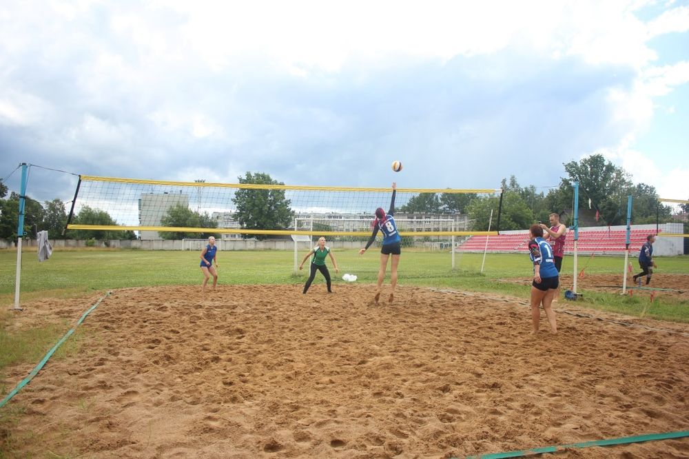 В городе Бологое прошёл турнир по пляжному волейболу
