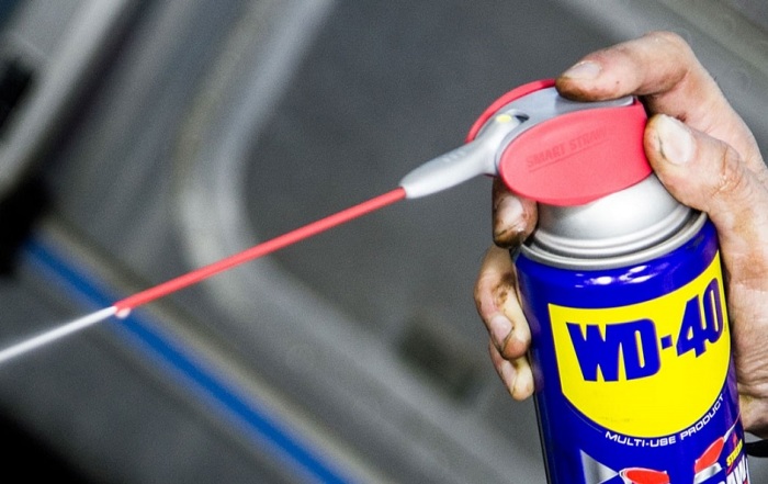 Форменное вредительство: 5 неправильных лайфхаков с WD-40, которых следует избегать wd-40,авто и мото,автосоветы,вредное