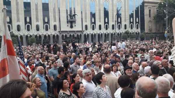 Аджария станет турецкой, а порт Анаклия - американским. Что останется от Грузии после беспорядков