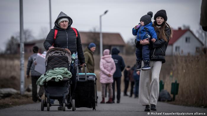 В Польшу с Украины за четыре дня прибыло более 280 тысяч беженцев