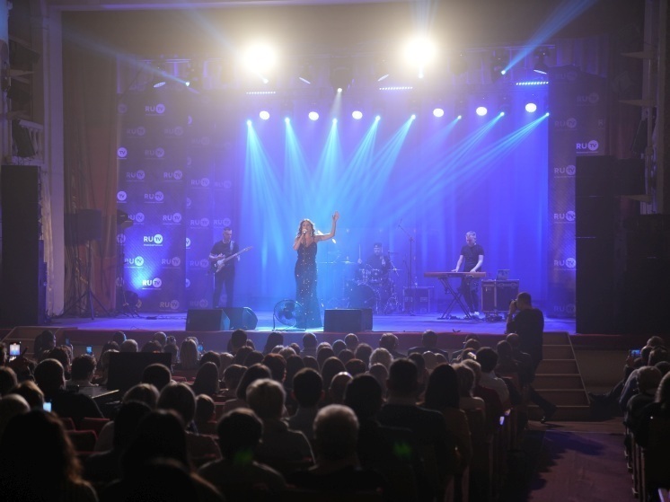 В Челябинске прошел концерт «Музыка в цехах»