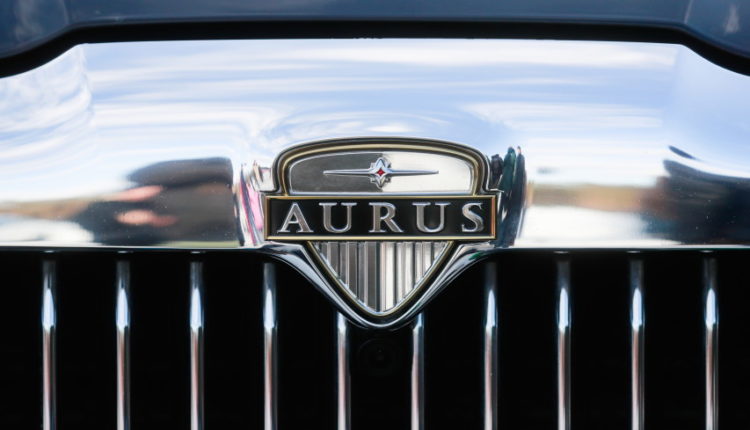 Наследный принц Абу-Даби оценил российский лимузин Aurus aurus