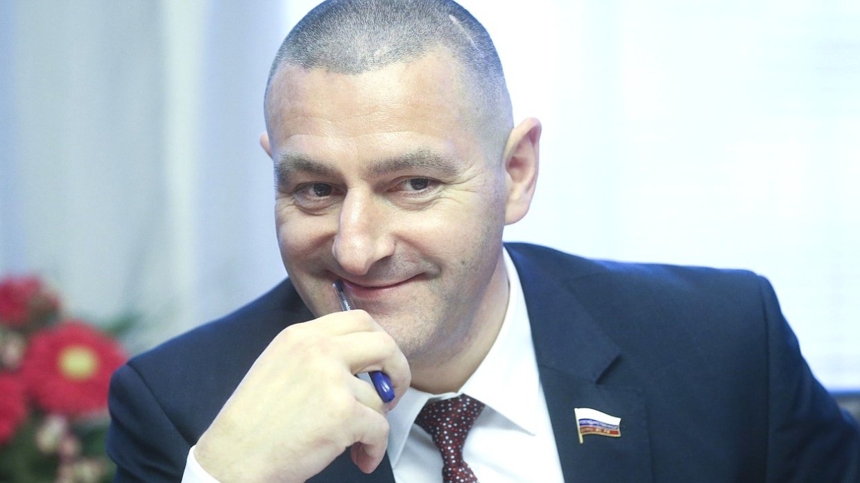 Депутат Госдумы осудил TikTok за блокировку видео о геях