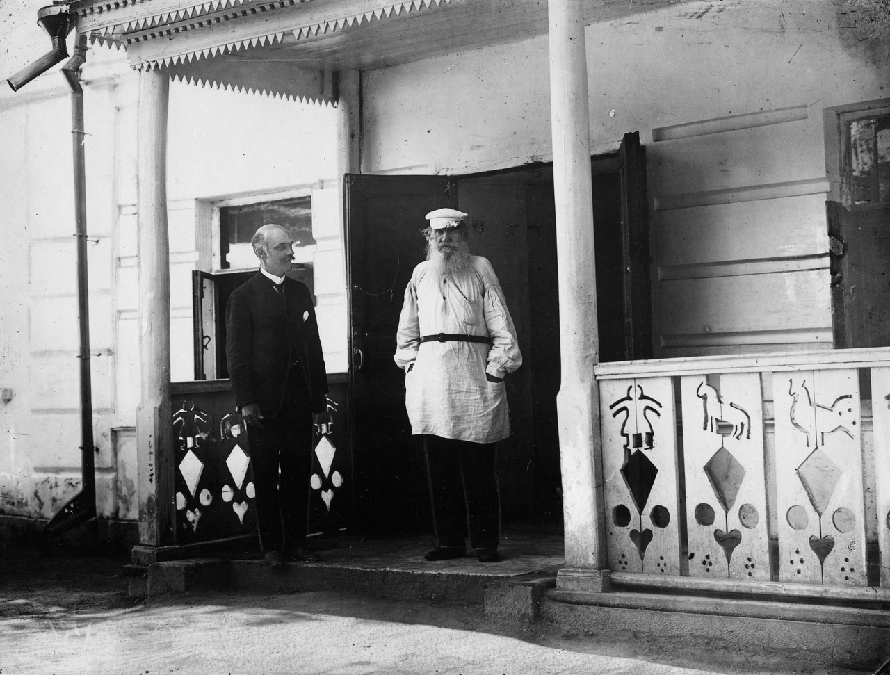 Как называлась снятая в 1908 г первая игровая картина