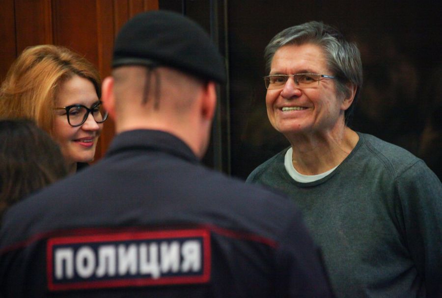 Подмосковье | Экс-министра и взяточника Улюкаева досрочно освободят за  «хорошее поведение» - БезФормата