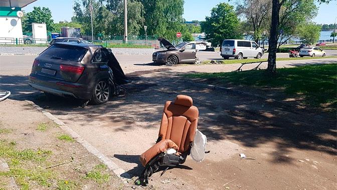 На юге Москвы порвалась Audi Q7 автомобили,видео,происшествия,Россия