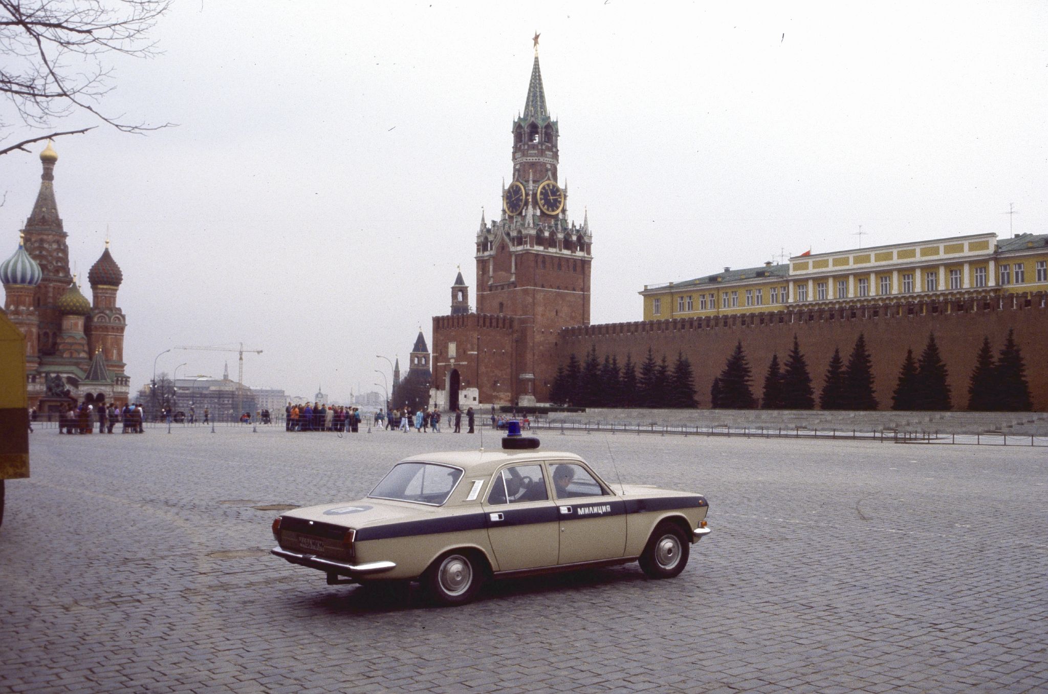 Кремлевская е. СССР Москва 1991. Москва 90е красная площадь. Москва Кремль 1990. Кремль Москва 90-е.