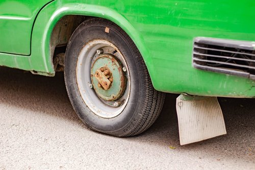 Поддельные «Жигули». Мотор сзади. Что?! автосамоделки,Марки и модели