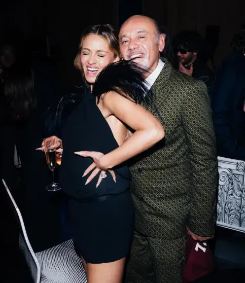 Пенелопа Крус, Алисия Викандер, Кейт Хадсон, Наоми Кэмпбелл и Виттория Черетти посетили день рождения Эдварда Эннинфула платье, Черетти, Kelly, Эннинфул, Тейлор, Хадсон, Алисия, Пенелопа, Стелла, Дэвидсон, Machine, Кристиан, Тейяна, Наоми, Викандер, Маккартни, позировала, которая, вечеринку, KellyMachine