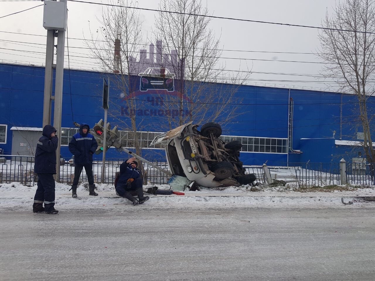 Красноярск сегодня последние свежие события. Аварии в Красноярске в октябре на пограничников. ЧП Красноярск за последние. Авария на пограничников в Красноярске. Авария на пограничников Красноярск вчера.