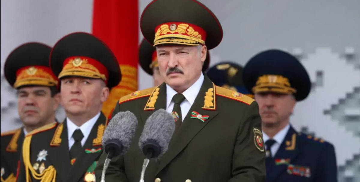 Президент Белоруссии Александр Лукашенко повторил сегодня тезис о том, что белорусы на протяжении всей...