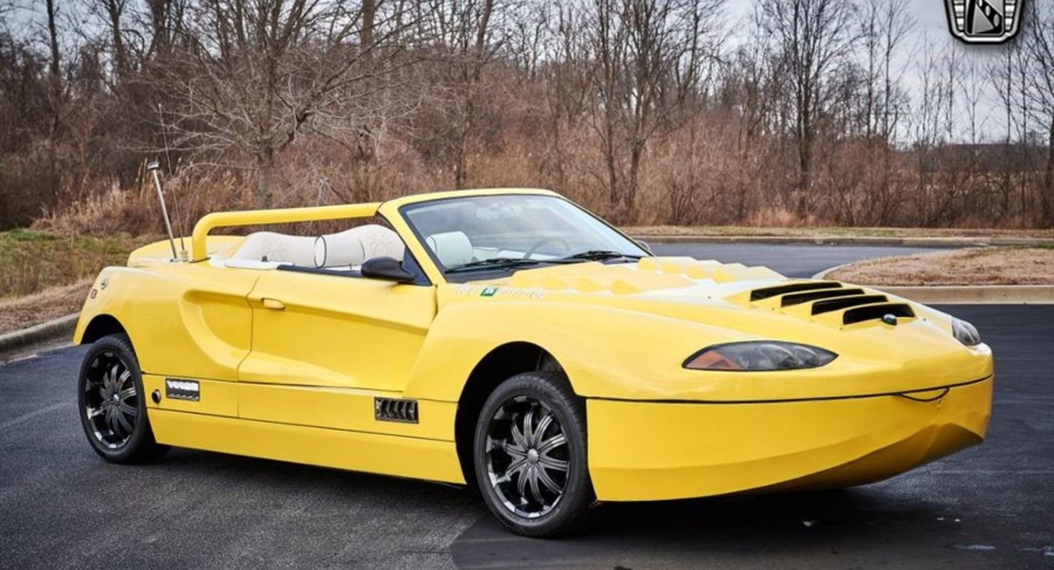 На продажу выставили суперкар-амфибию, который на воде разгоняется до 46 узлов