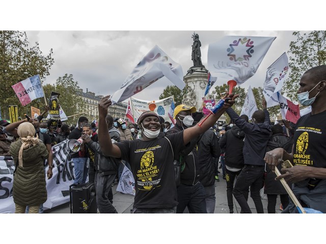 Свой — чужой. Европа приняла миллионы беженцев. Почему теперь их ненавидят, считают террористами и хотят выгнать? геополитика